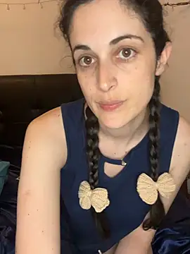 Lunaabbey online show from June 2026 08:58:01 PM