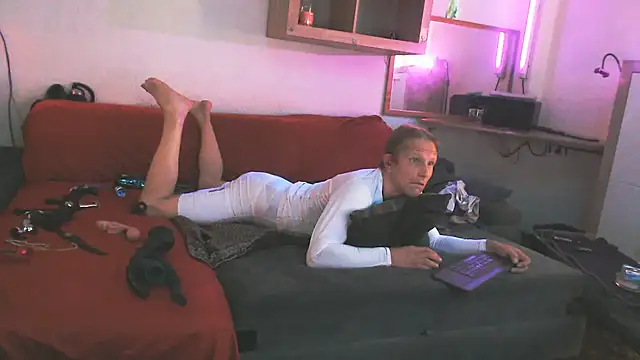 davidgntxxxxx online show from May 2026 10:47:02 AM