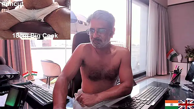 Snapshot of OnlineBossUK chatting on March 2025 12:38:02 PM OnlineBossUK online show from March 2025 12:38:02 PM