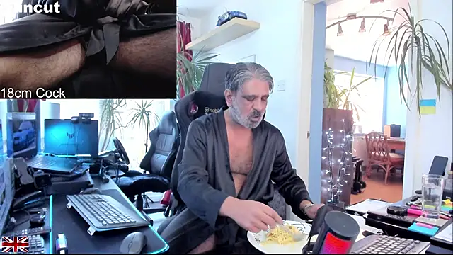 OnlineBossUK online show from November 2025 12:49:02 PM