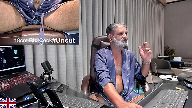 OnlineBossUK online show from June 2026 01:25:02 AM