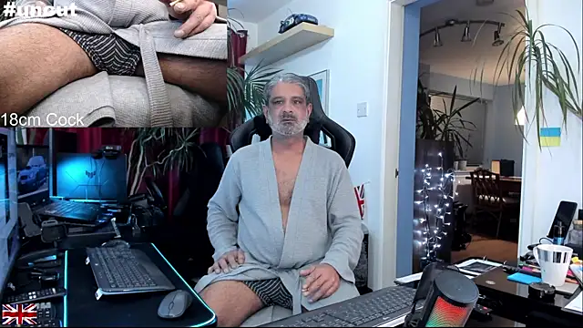 OnlineBossUK online show from November 2025 02:12:01 AM