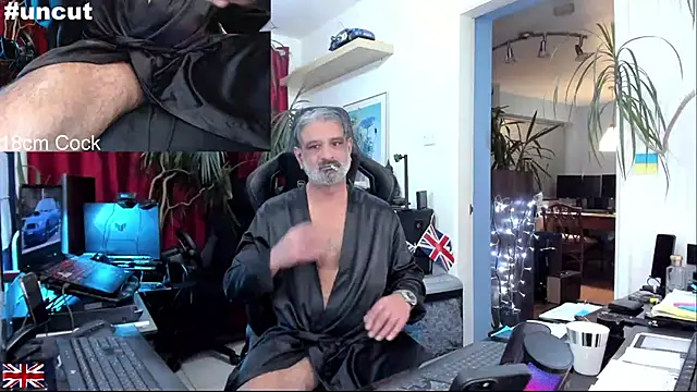 OnlineBossUK online show from November 2025 07:17:02 PM