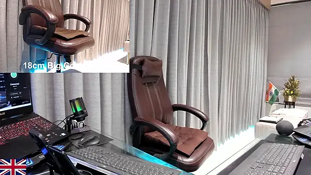 OnlineBossUK online show from February 2026 10:28:01 AM