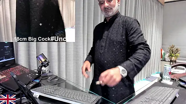 OnlineBossUK online show from February 2026 09:47:01 PM