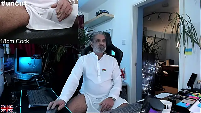 OnlineBossUK online show from November 2025 04:33:01 PM