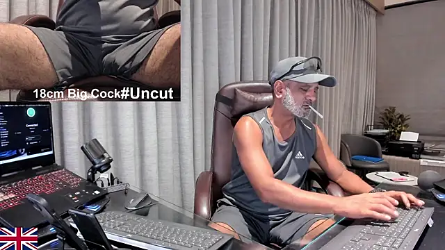 OnlineBossUK online show from June 2026 06:18:02 PM