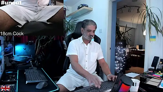 OnlineBossUK online show from November 2025 06:19:01 PM