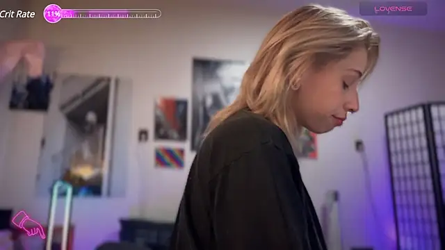 Mannarie Madsinn online show from December 2024 12:56:02 AM