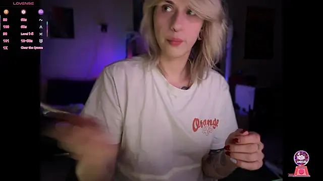 Mannarie Madsinn online show from November 2025 02:48:01 AM