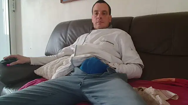 cloupefun online show from April 2026 11:28:02 AM