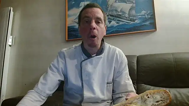 Snapshot of cloupefun chatting on February 2026 06:51:01 AM cloupefun online show from February 2026 06:51:01 AM