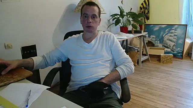 Snapshot of cloupefun chatting on September 2025 05:58:02 AM cloupefun online show from September 2025 05:58:02 AM