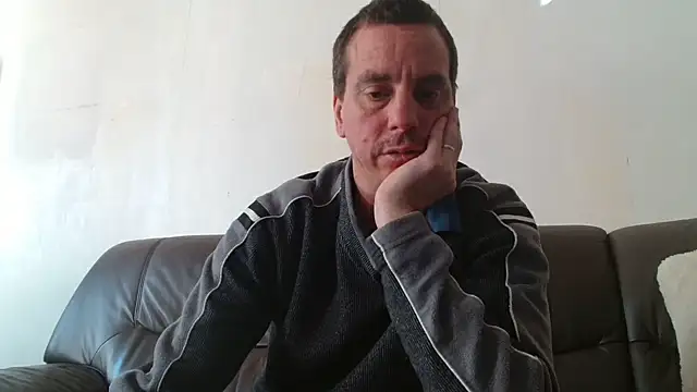 Snapshot of cloupefun chatting on October 2025 08:48:02 AM cloupefun online show from October 2025 08:48:02 AM