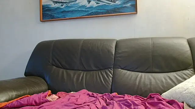 Snapshot of cloupefun chatting on February 2026 07:27:01 AM cloupefun online show from February 2026 07:27:01 AM