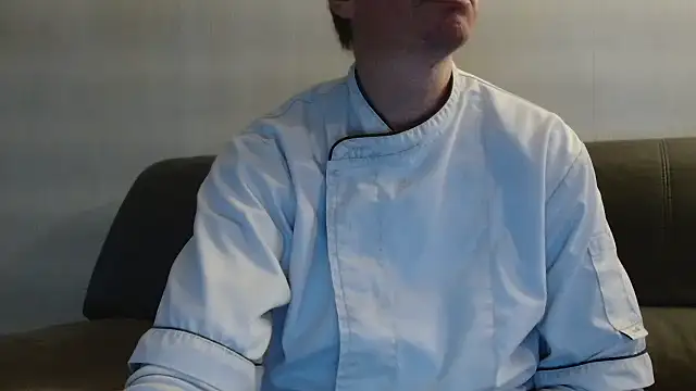 Snapshot of cloupefun chatting on November 2025 07:30:01 AM cloupefun online show from November 2025 07:30:01 AM