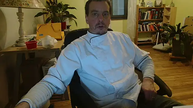 Snapshot of cloupefun chatting on January 2025 05:15:02 AM cloupefun online show from January 2025 05:15:02 AM