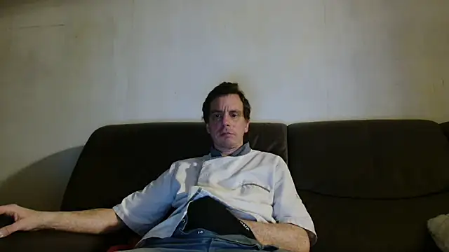 Snapshot of cloupefun chatting on December 2025 06:27:01 AM cloupefun online show from December 2025 06:27:01 AM