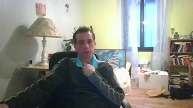 Snapshot of cloupefun chatting on November 2025 04:30:01 PM cloupefun online show from November 2025 04:30:01 PM