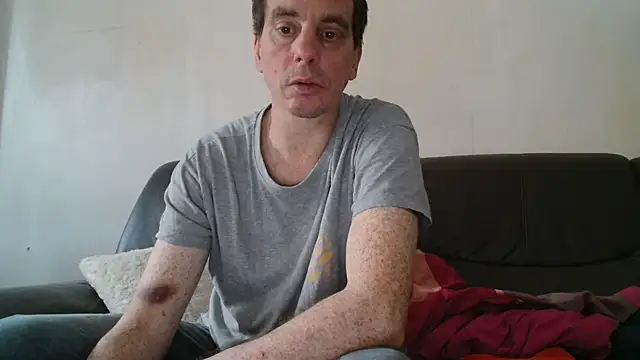 Snapshot of cloupefun chatting on November 2025 07:45:01 AM cloupefun online show from November 2025 07:45:01 AM