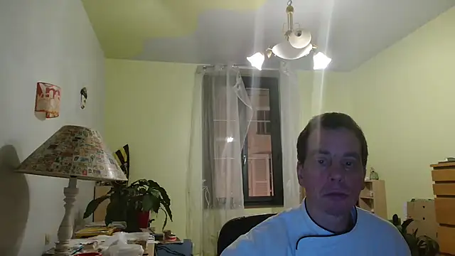 Snapshot of cloupefun chatting on January 2025 06:31:02 AM cloupefun online show from January 2025 06:31:02 AM