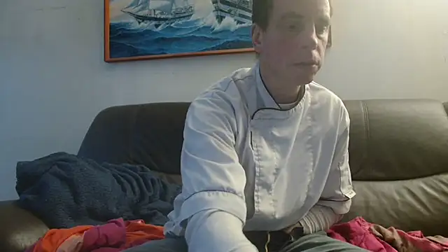 Snapshot of cloupefun chatting on February 2026 07:31:01 AM cloupefun online show from February 2026 07:31:01 AM