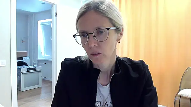 angelmommu online show from October 2025 06:37:02 AM