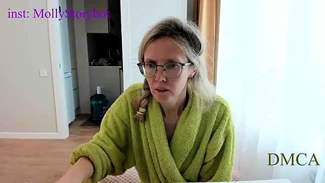 angelmommu online show from April 2026 06:19:01 AM