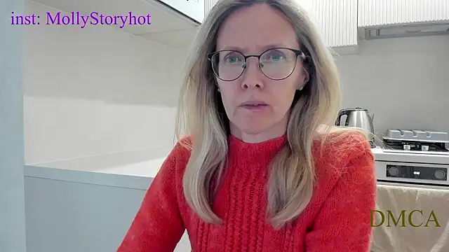 Snapshot of angelmommu chatting on February 2026 09:27:02 AM angelmommu online show from February 2026 09:27:02 AM