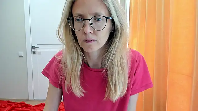 angelmommu online show from September 2025 05:56:01 AM
