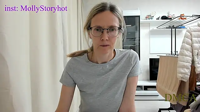 angelmommu online show from April 2026 10:55:01 AM