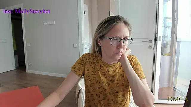 Snapshot of angelmommu chatting on July 2026 03:41:01 AM angelmommu online show from July 2026 03:41:01 AM