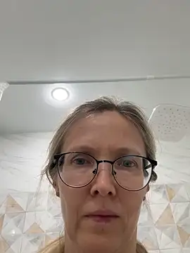 angelmommu online show from April 2026 07:37:02 AM