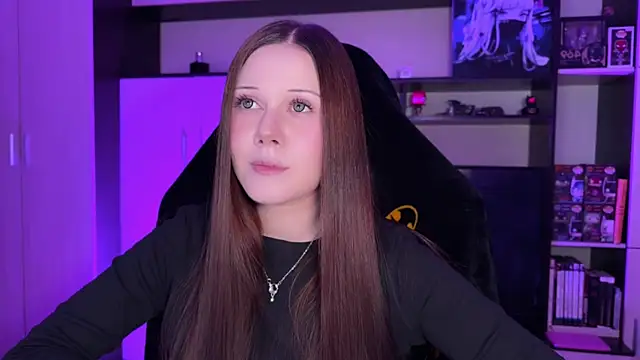 jasminevine online show from April 2026 10:18:02 PM