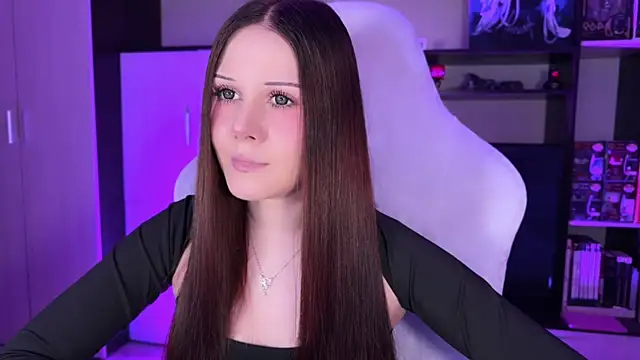 jasminevine online show from November 2025 05:45:01 AM