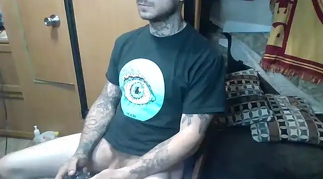 Snapshot of DADDY_KANE8--- chatting on March 2025 12:42:02 AM DADDY KANE8--- online show from March 2025 12:42:02 AM