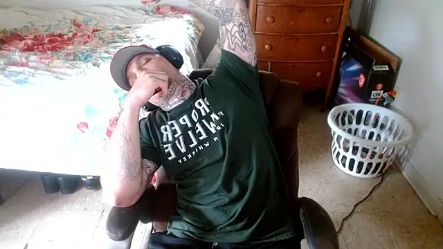 DADDY KANE8--- online show from April 2026 09:12:02 PM