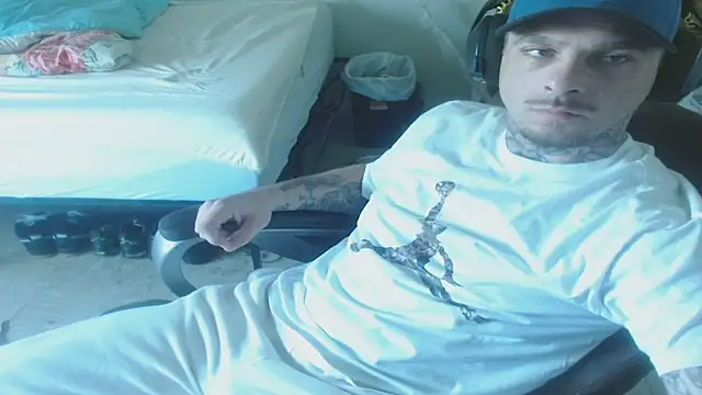 Snapshot of DADDY_KANE8--- chatting on June 2026 03:43:01 PM DADDY KANE8--- online show from June 2026 03:43:01 PM