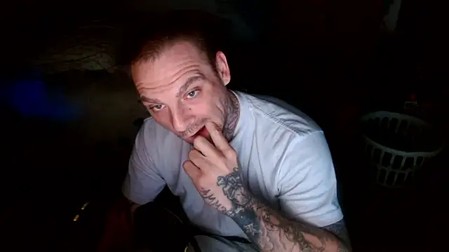 DADDY KANE8--- online show from April 2026 06:59:01 AM