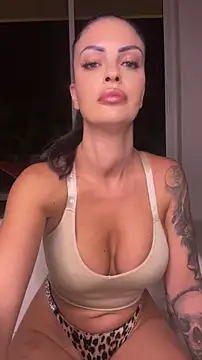 Helena Karel online show from June 2026 02:11:01 PM