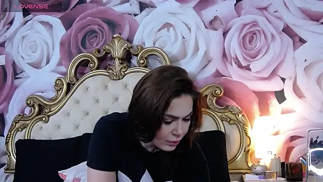 HessaHessy online show from February 2026 06:41:01 PM