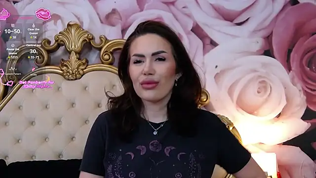 HessaHessy online show from December 2025 05:28:01 PM