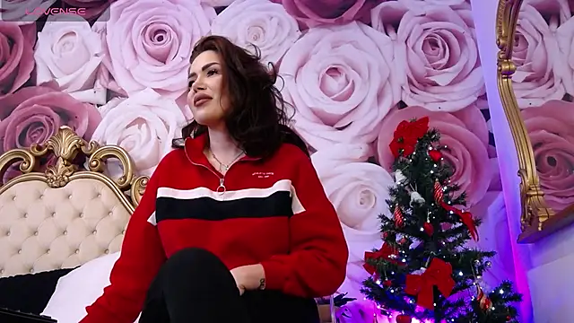 HessaHessy online show from December 2025 06:44:02 PM