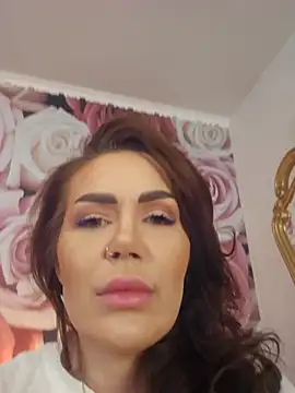 HessaHessy online show from February 2026 04:15:01 PM