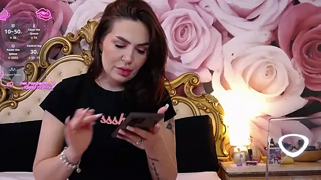 HessaHessy online show from April 2026 02:19:01 PM