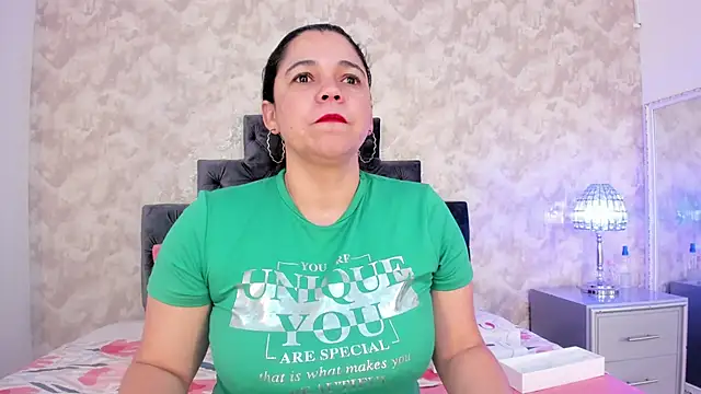 elizabeth coleman online show from October 2025 09:35:02 PM