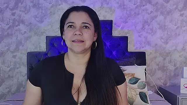 elizabeth coleman online show from April 2026 10:03:02 PM