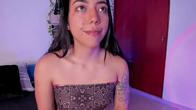 little kayla  online show from March 2026 02:45:01 AM