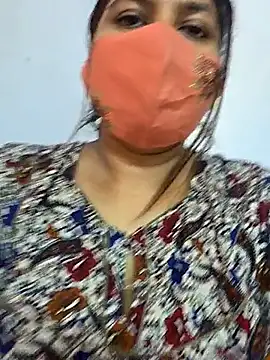 MOM-SUN-COUPLE online show from March 2026 09:12:02 AM