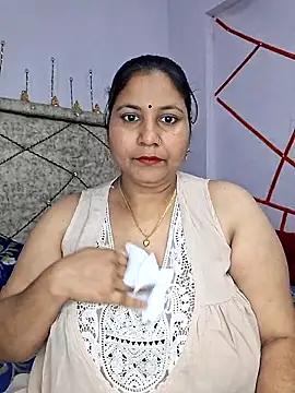 Snapshot of MOM-SUN-COUPLE chatting on February 2025 09:34:02 AM MOM-SUN-COUPLE online show from February 2025 09:34:02 AM